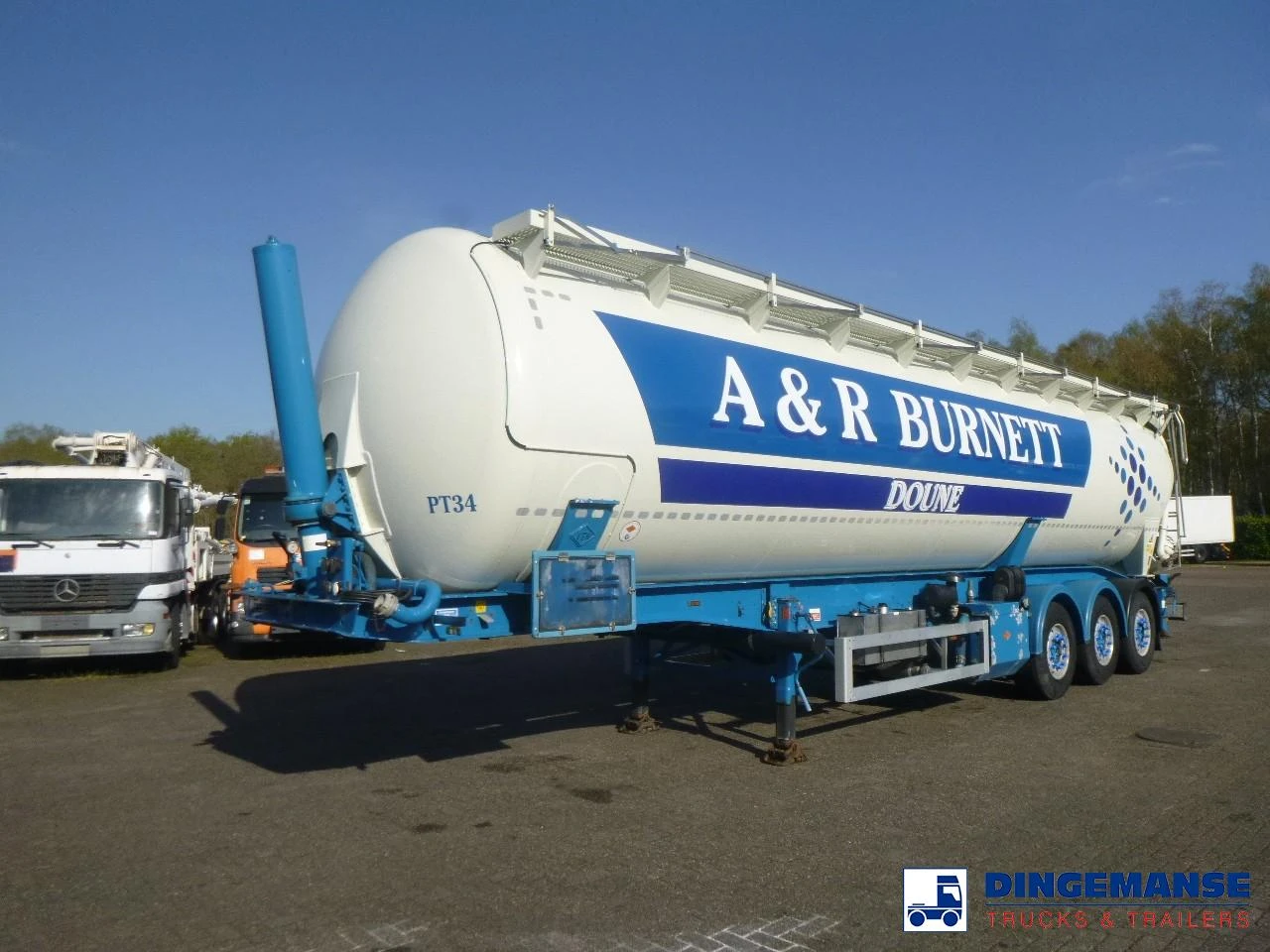 Feldbinder Powder tank alu 60 m3 / Compressor diesel engine. 2013 Bild 1
