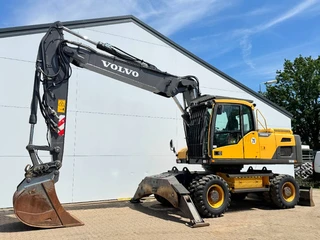 Volvo 2016 - EW210D - German Machine / Triple Boom image 2 thumbnail