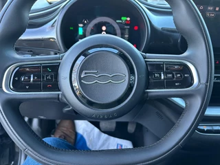 Fiat 500 2021 - 3+1 Icon 42 kWh bild 17