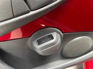 Toyota Aygo 2012 - 1.0-12V Dynamic Navigator - 1e Eigenaar - NAP - NAV - Airco. bild 18