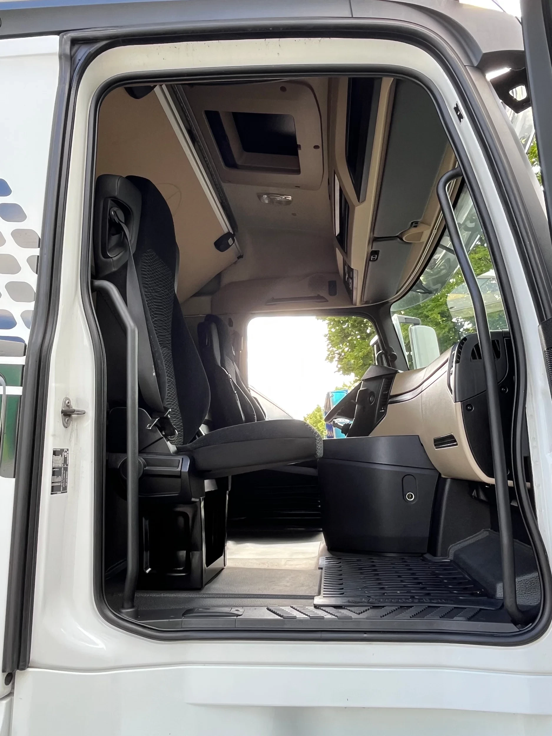 Mercedes-Benz Actros 2015 - 1842 Volumen-SZM, Mega, Luft/Luft, Retarder obrázek 28