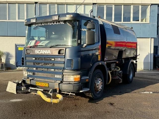 Scania P 2000 - P94-220 4X2 SWEEPER / VEEGMACHINE zdjecie 1