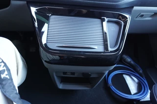 Ford Transit Custom 2026 - 340L 2.5 PHEV 233PK L2H1 Titanium X 8 Persoons PHEV Automaat obrazek 40
