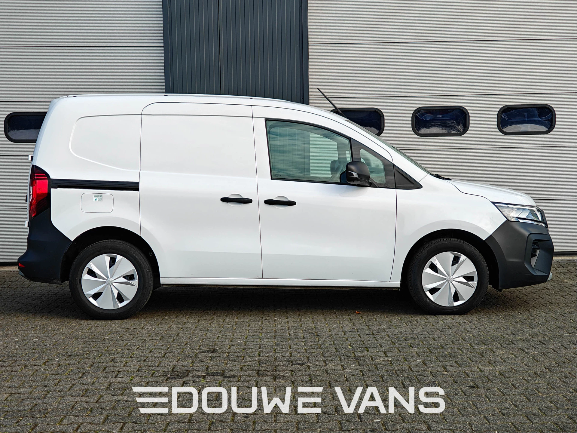 Nissan Townstar 2023 - L1 Visia Acenta Airco LED Fabrieksgarantie immagine 3