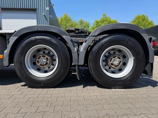 Volvo FH 2018 - 540 6x4 Big Axle / Retarder / Lift-Axle / 2 Tank / Hydraulics imagem 8