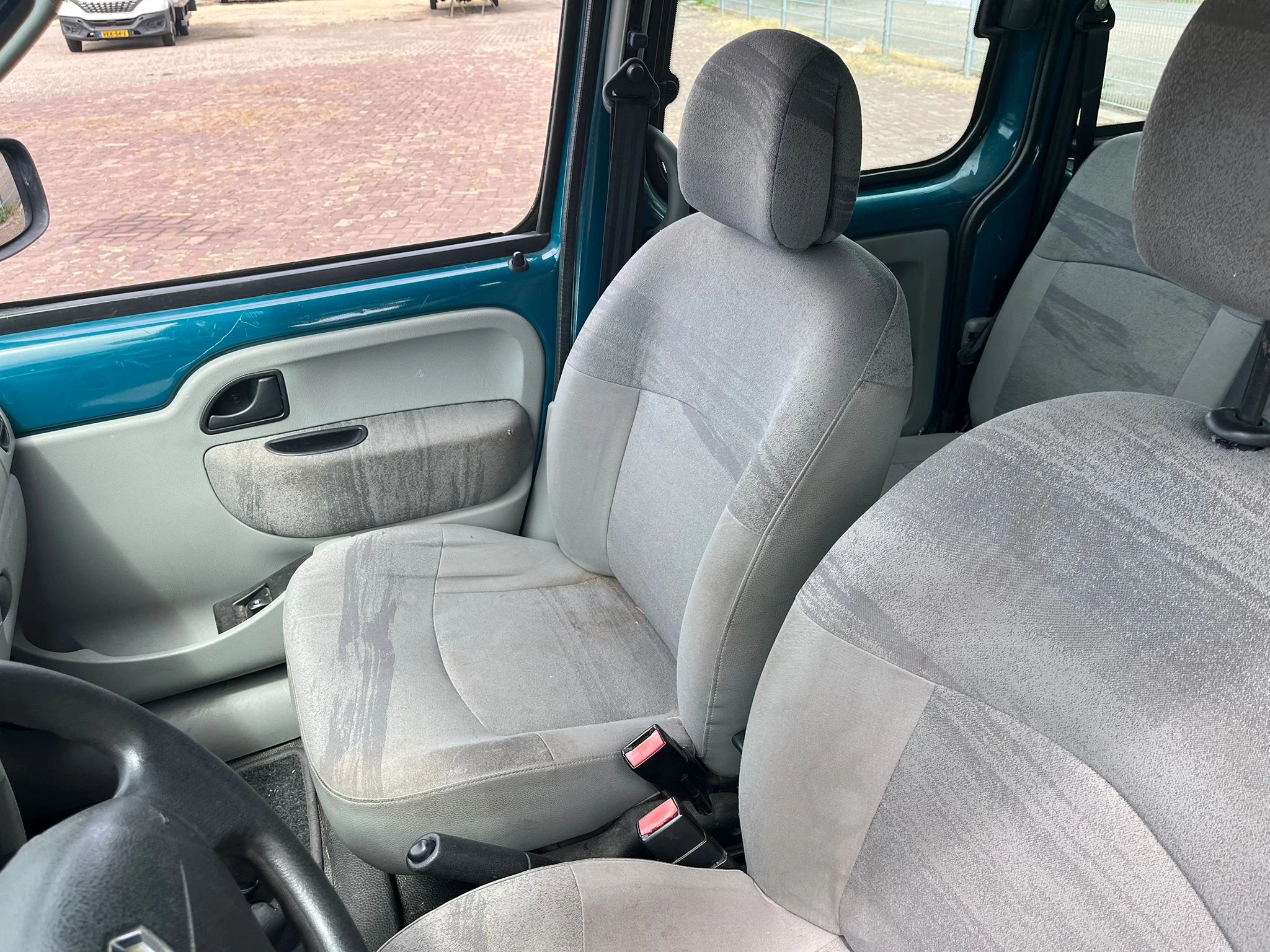 Renault Kangoo 2003 - MARGE-AUTO / ACHTERAS BESCHADIGD afbeelding 29