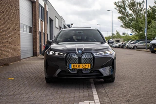 BMW iX 2022 - xDrive40 Sport Edition 77 kWh, BTW, Laser, H&K, Pano image 9