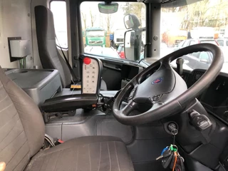 Scania P 2013 - P310 , 6x2 , CNG , Aut. , RHD , Garbage Truck image 10