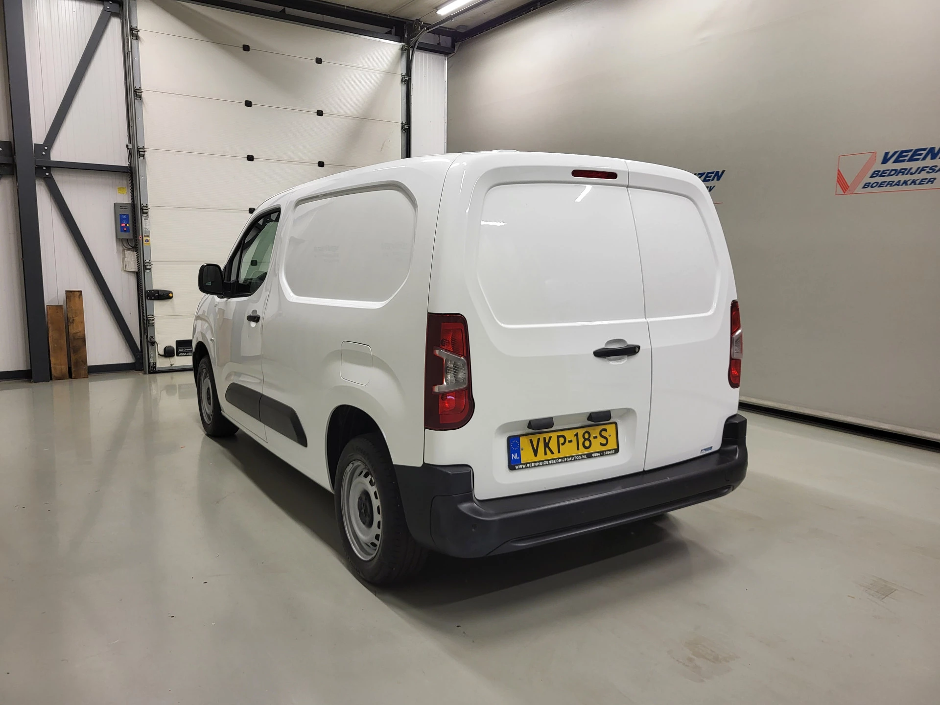Peugeot Partner 2021 - 1.2PureTech 111pk Benzine! Bild 16