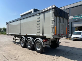 LAG 2006 - 0-3-39 KAL2 / Tipper / 45m3 / BPW + Disc / 1x Lift Axle image 3 thumbnail