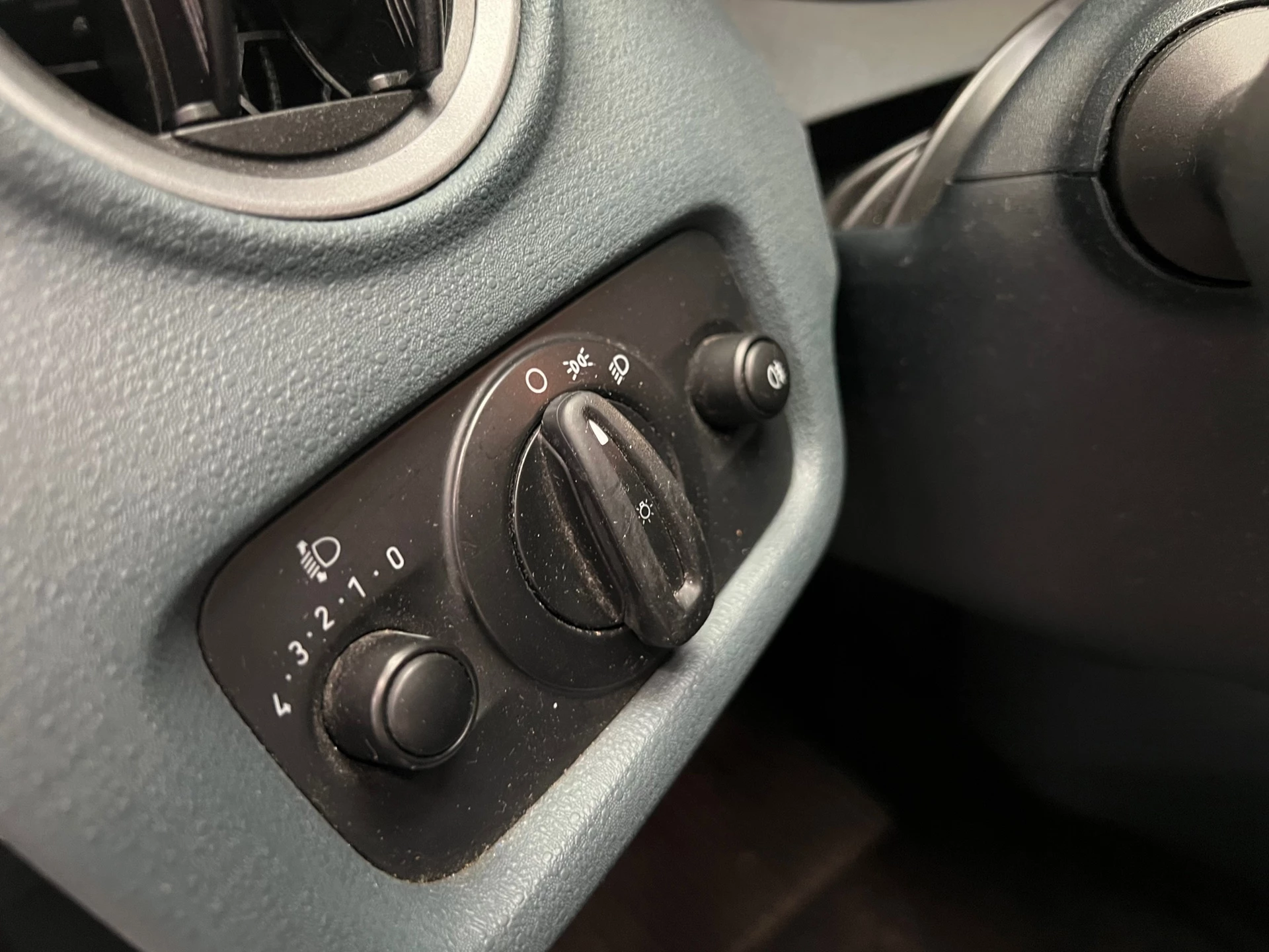 Ford Fiesta 2009 - 1.25 Limited NAP - Airco Bild 21