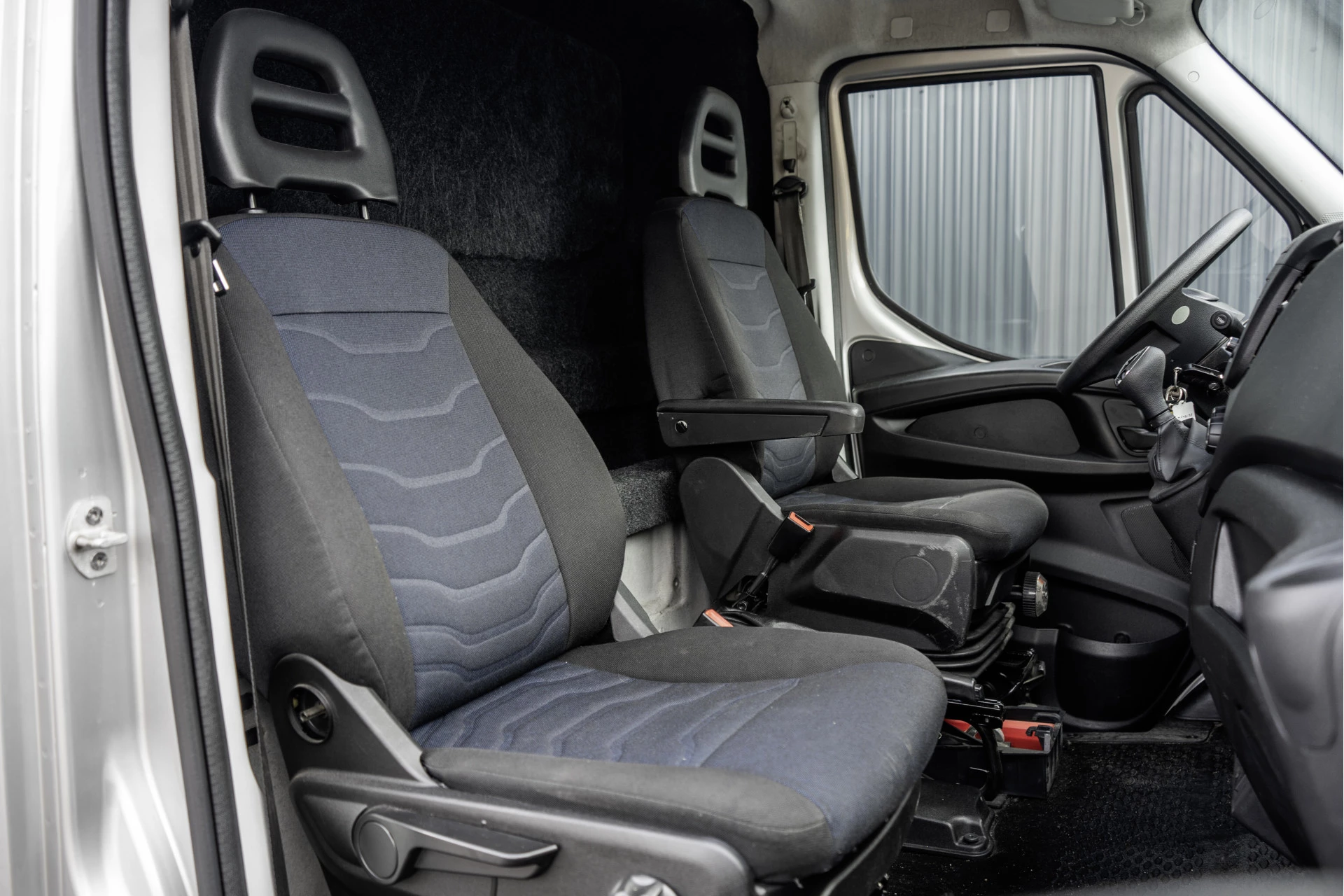 Iveco Daily 2018 - 50C18 | Glasresteel | Automaat | 180 PK | Camera | Navigatie | Cruise | Airco | Tachograaf | Euro 6 afbeelding 14