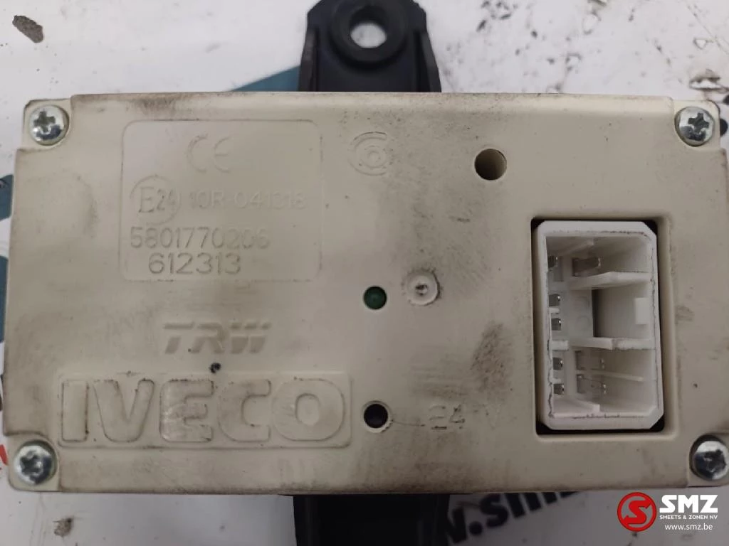 Iveco 2016 - Occ ECU centrale vergrendeling Iveco obrázek 3