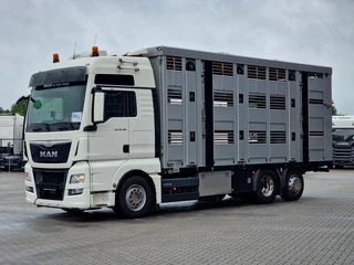 MAN TGX 2016 - 26.480 6x2*4 - Menke 3 deck livestock 50.40M2 - Euro 6 - Steering axle afbeelding 3 miniatuur
