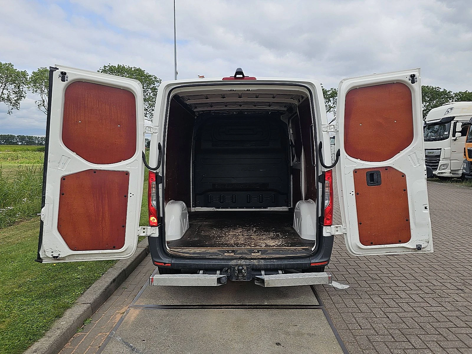 Mercedes-Benz Sprinter 2022 - 211 Bild 13