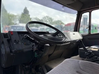 Mercedes-Benz LK 1994 - 817 (6-CILINDER) ORIGINAL DUTCH TRUCK WITH CLOSED BOX (MANUAL GEARBOX / FULL STEEL SUSPENSION) obrazek 9
