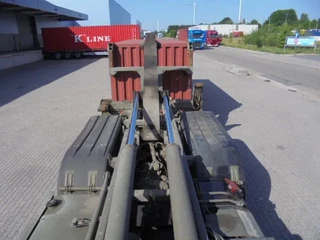 Iveco EuroTrakker 2001 - 410 E37H obrazek 40