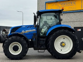 New Holland 2022 - T7.260AC, frontlinkage, airbrakes, 50k, 2022!! afbeelding 2 miniatuur