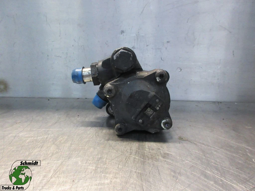 Iveco - 5801299355 STUURPOMP HI WAY EURO 6 imagem 1