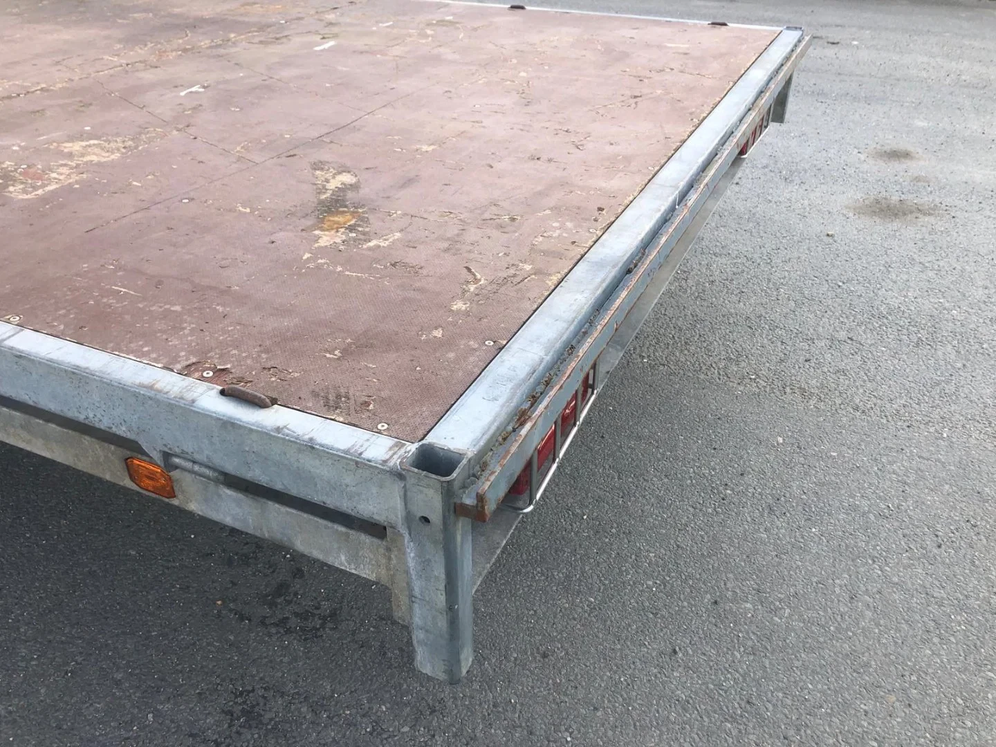 Hulco Medax 2012 - MEDAX-3 2 as Plateauwagen -3 3500 kg. afbeelding 16