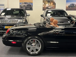 Ford Thunderbird 2003 - USA Convertible 4.0i V8 Premium Automaat obrazek 39