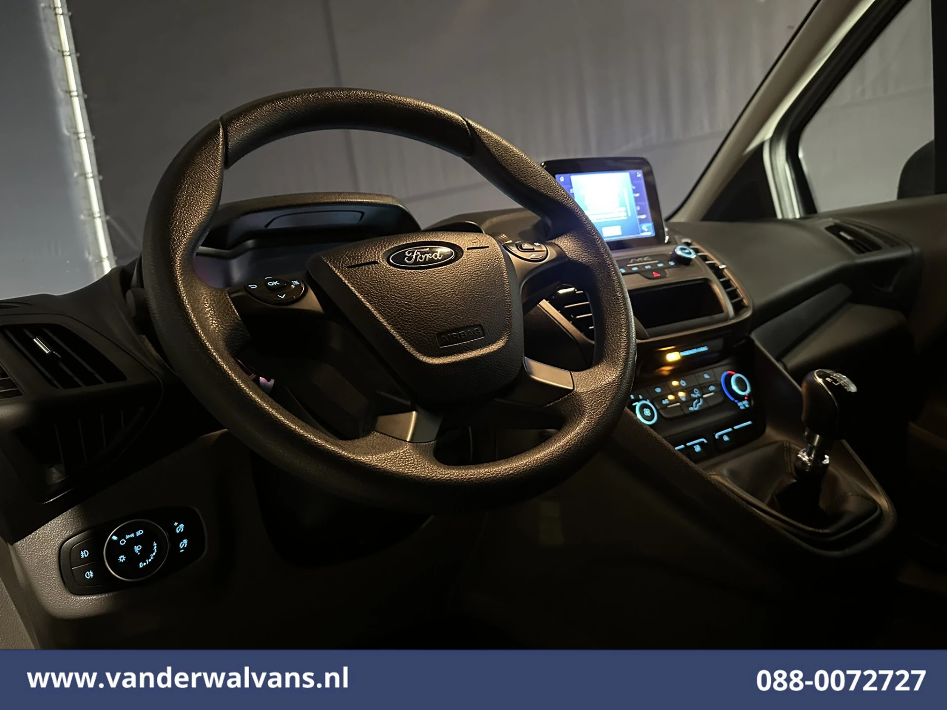Ford Transit Connect 2021 - 1.5 EcoBlue 100pk L2H1 Euro6 Airco | Camera | Navigatie | Trekhaak | LM velgen image 14