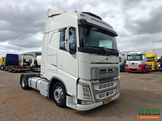 Volvo FH 2015 - 420 4X2 image 2 thumbnail