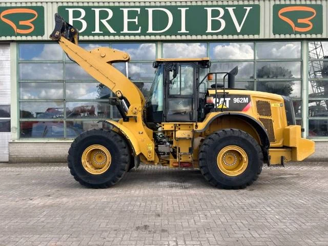 Cat 2018 - 962 M image 1
