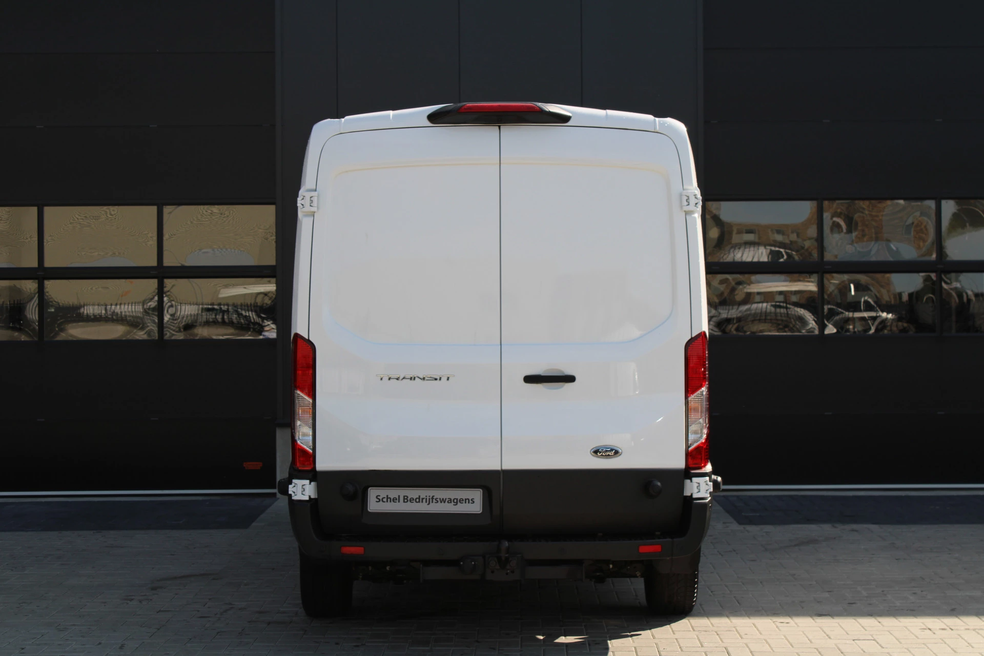 Ford Transit 2024 - 350 2.0 TDCI L3H2 Trend 130pk Trend - Navigatie - Blind Spot - Adaptive cruise - Camera - 270gr deuren - Trekhaak - Rijklaar immagine 27