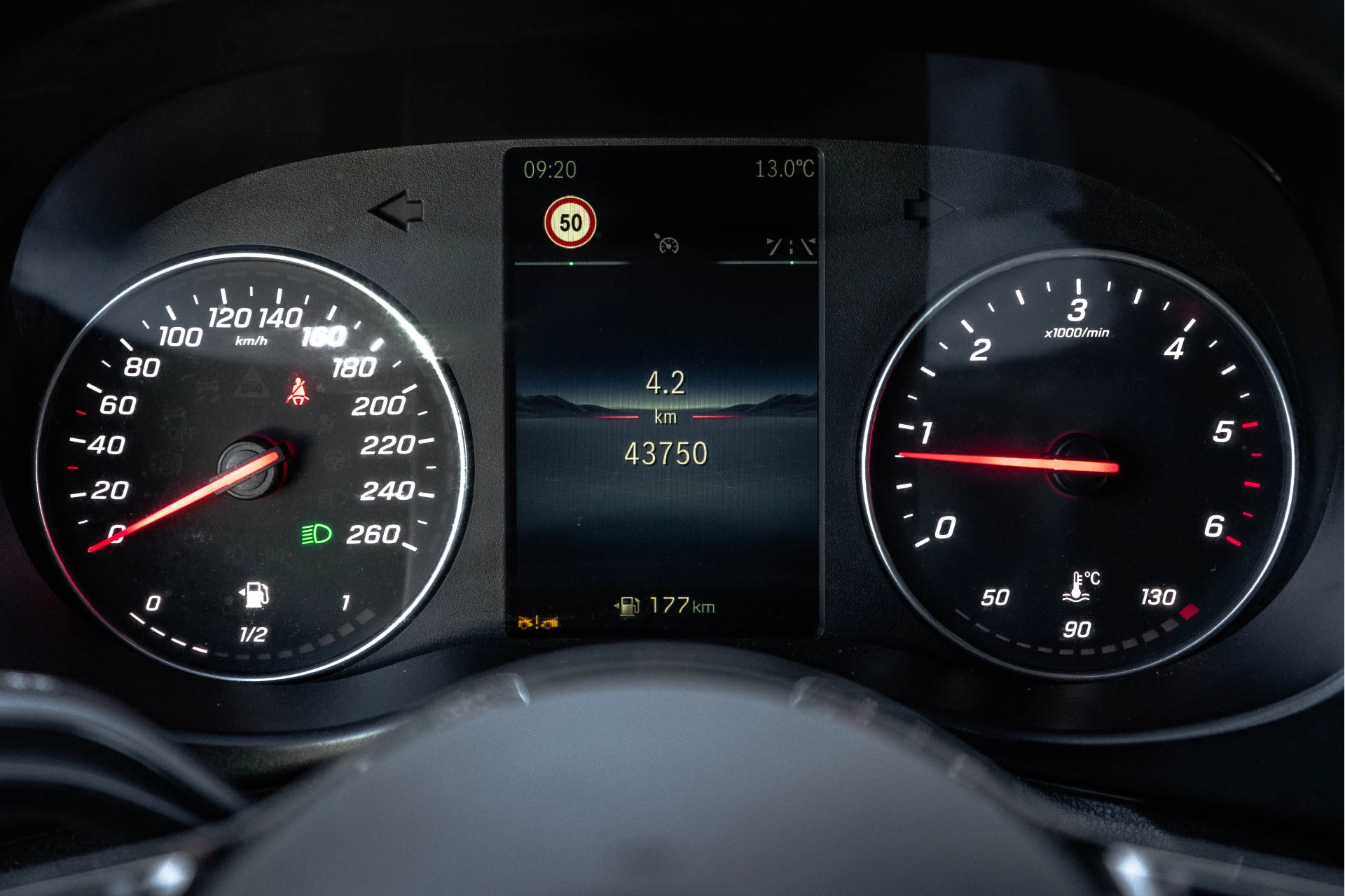 Mercedes-Benz Vito 2024 - **116 CDI L2H1 | Facelift | 163 PK | Mbux | Navi | Camera | Cruise | Carplay** image 15