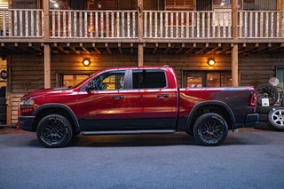 Dodge Ram 1500 2024 - Rebel Night zdjecie 3