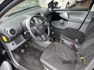 Toyota Aygo 2011 - 1.0-12V Now bild 12