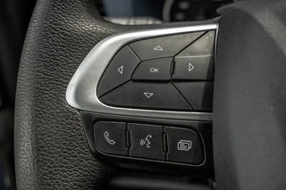 Iveco Daily 2021 - 35S14V 2.3 L4H2 | Automaat | 3.5T Trekgewicht | Climate | Cruise | Euro 6 image 16
