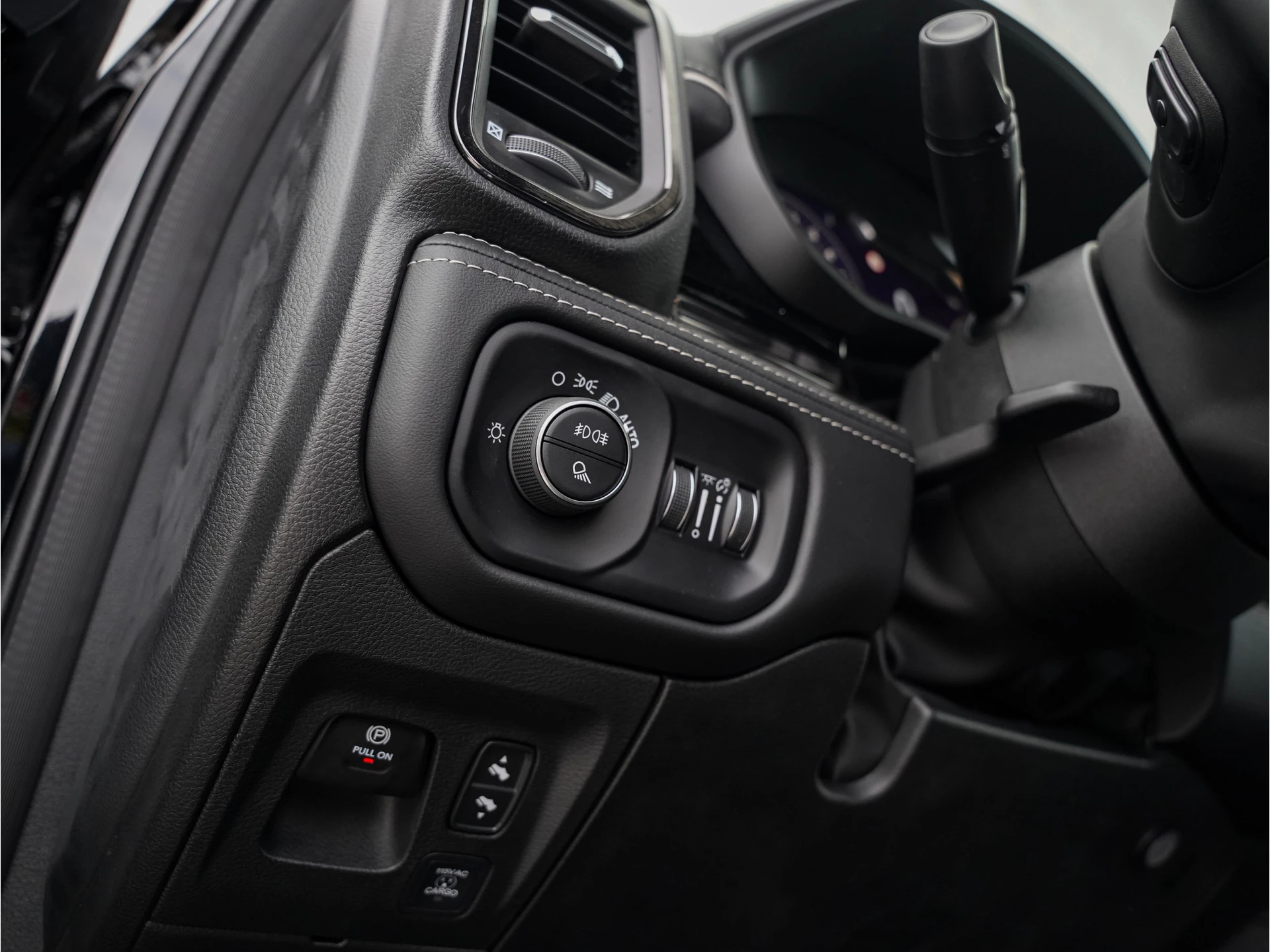 Dodge Ram 1500 2024 - 3.0L SST H.O. 549PK Limited Night CrewCab 4x4 afbeelding 47