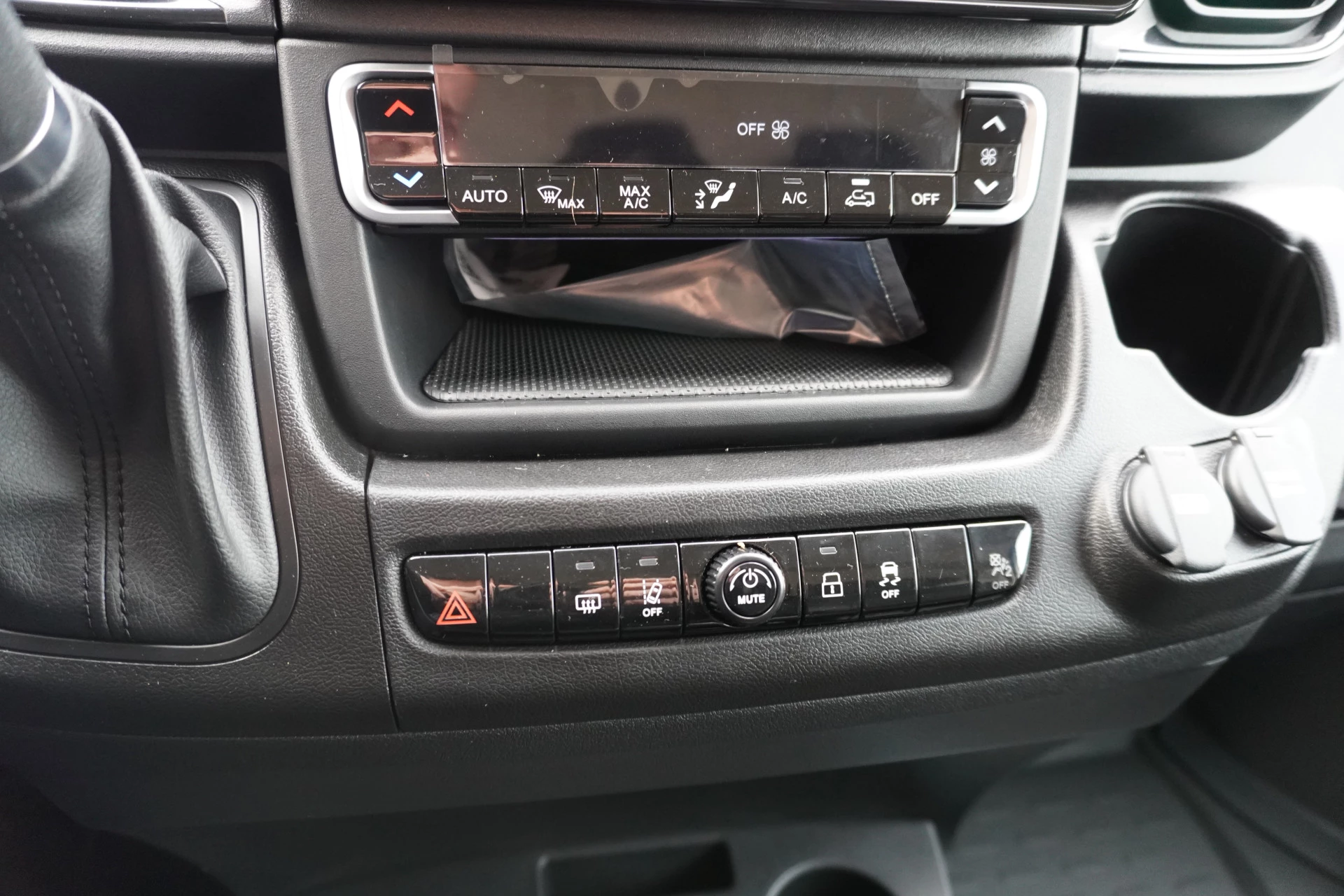 Peugeot Boxer 2024 - 2.2 BlueHDi 180PK S&S L3H2 3.5t Zwaar Automaat afbeelding 20