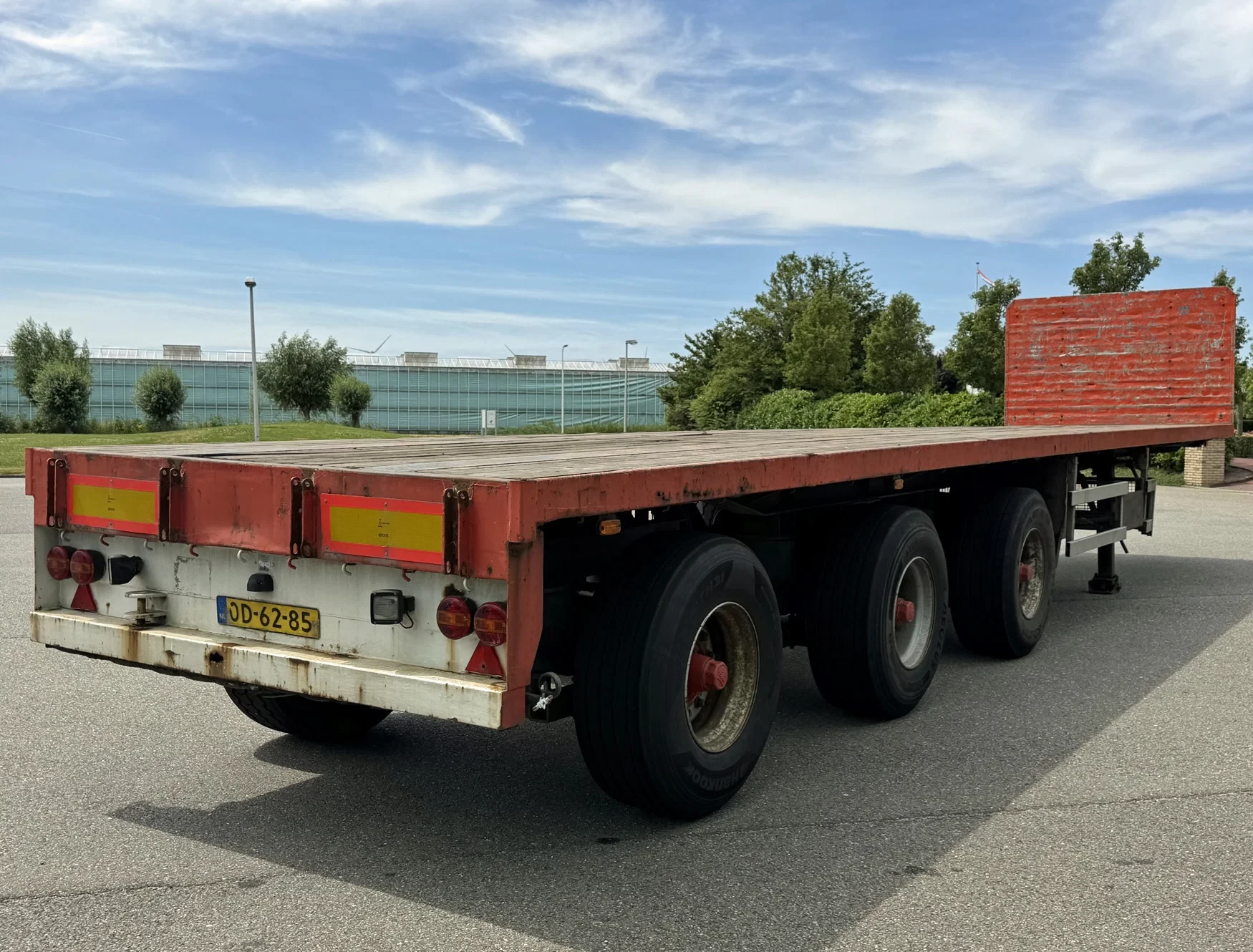 Floor 1981 - FLO-14-30-H DRUM BRAKES STEERING AXLE FLATBED HOLLAND-TRAILER afbeelding 4