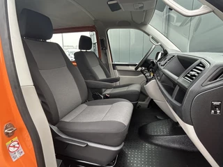 Volkswagen Transporter 2019 - 2.0 TDI 102 PK TRENDLINE / L2H1 / 1e EIG. / DUBBEL CABINE / TREKHAAK / AIRCO / CRUISE obrazek 6