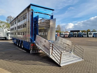 Pezzaioli N/A 2026 - New 3 stock livestock trailer 95.4M2 - Water & Ventilation - Lifting floors - Lifting roof - Lift axle immagine 50