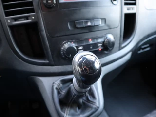 Mercedes-Benz Vito 2016 - 111 CDI Lang L2 - Airco - Cruise - Navi image 12