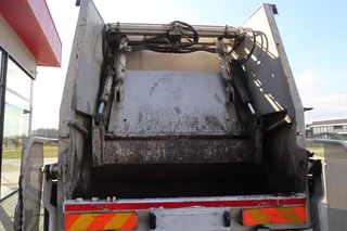 Volvo F 12.400 2025 - Volvo F12-400 Vuilniswagen - Oldtimer obrazek 25