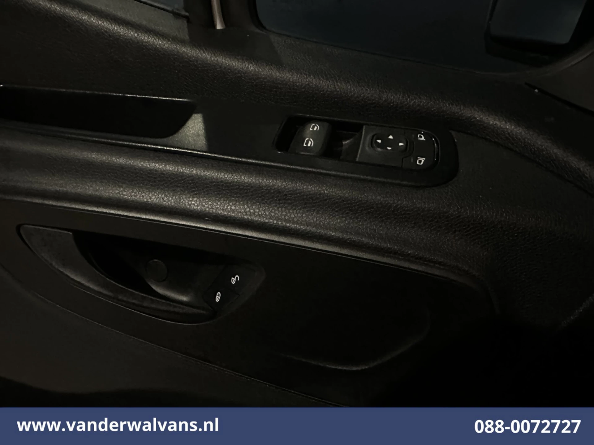 Mercedes-Benz Sprinter 2023 - 211 CDI L2H2 Euro6 Airco | Camera | Trekhaak image 16