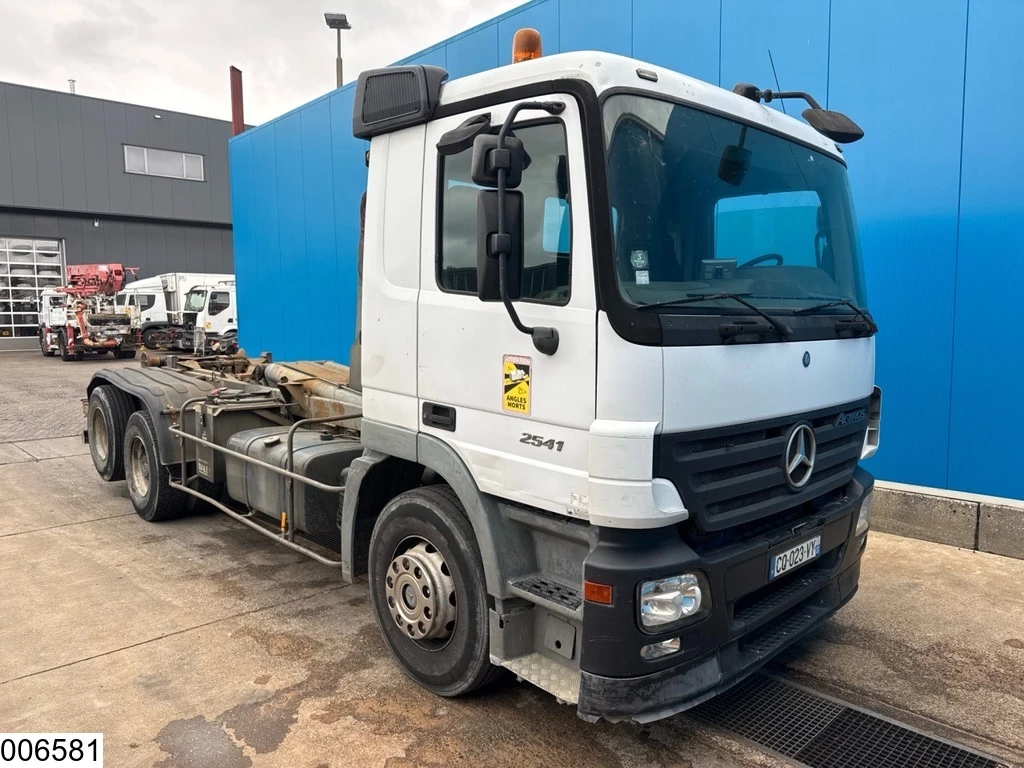 Mercedes-Benz Actros 2005 - 2541 EURO 3, 6x2, Dalby, PTO, Bogie-lift zdjęcie 3