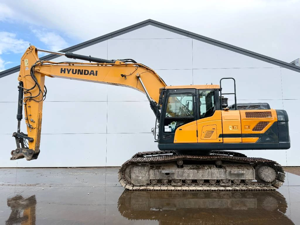 Hyundai 2018 - HX220L - 360° Camera / Automatic Greasing afbeelding 1