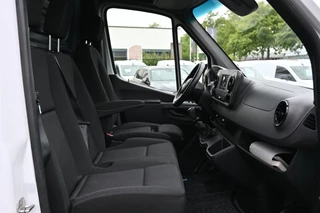 Mercedes-Benz Sprinter 2021 - 315 CDI L2H2 RWD obrazek 8