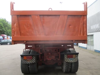 MAN 26.321 1980 - 6x4 , 3 way tipper , ZF Manual , Spring suspension bild 7
