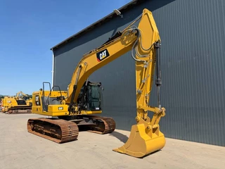 Cat N/A 2019 - 320 07B image 1