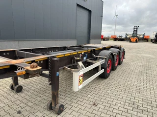 Burg N/A 2012 - 25X 20FT ADR (EX/II, EX/III, FL, AT) Chassis, Empty weight : 3.690kg, SAF INTRADISC, 2x Liftaxle, NL-chassis obrazek 9