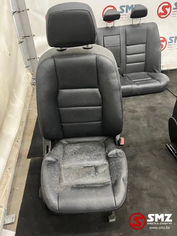 Mercedes-Benz - Occ set interieur met zetels W204 Mercedes obrázek 5