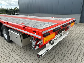 Kässbohrer N/A 2026 - new and unused Heavy-Duty flatbed / 690cm extendable / steering axle / lift axle / twistlocks / timberstakes / NL-trailer / APK: 04-2027 obrazek 25
