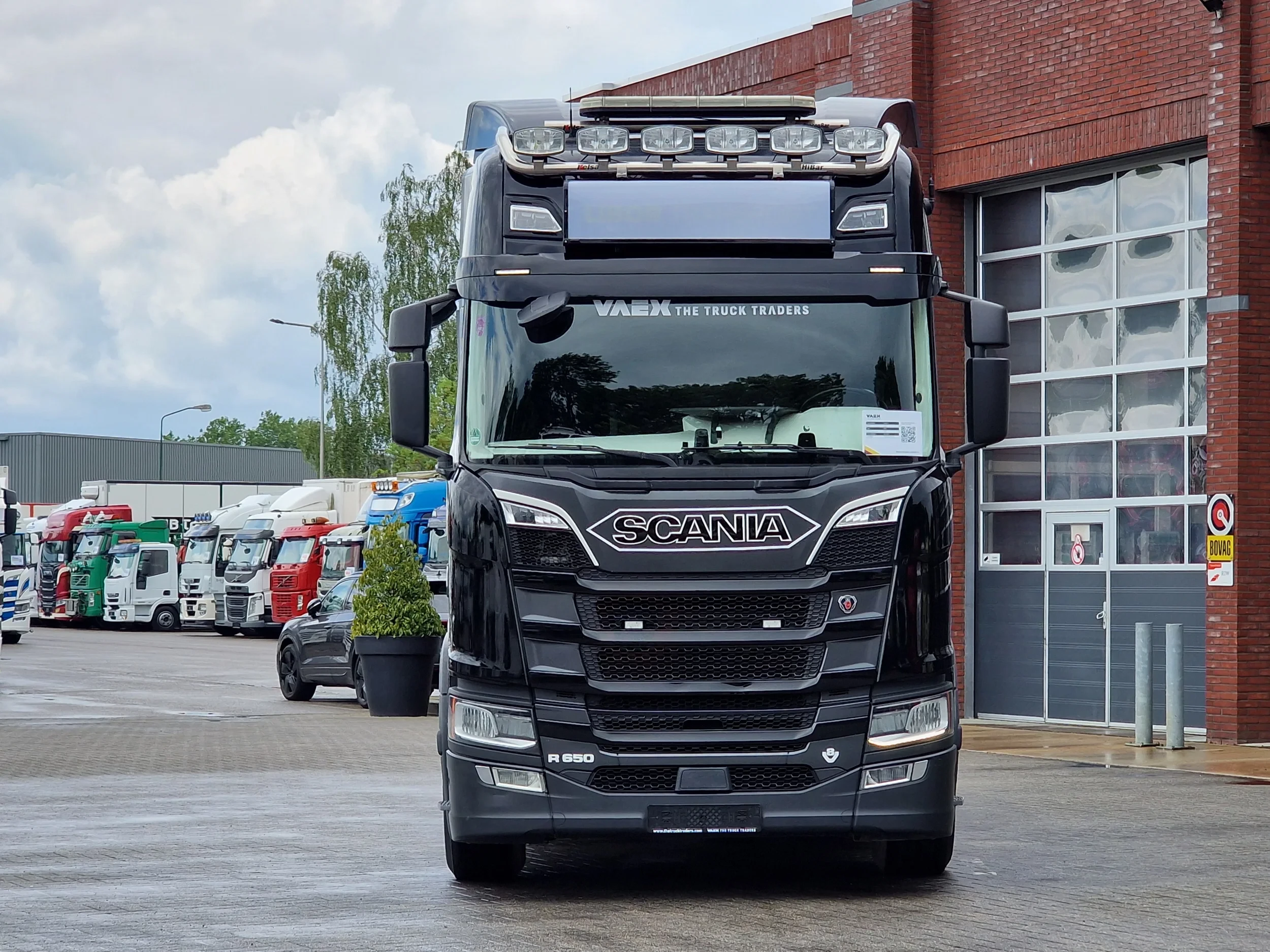 Scania R 2020 - R650 V8 NGS Highline 6x4 - Manual gearbox with retarder - Full air - 2x tank afbeelding 2